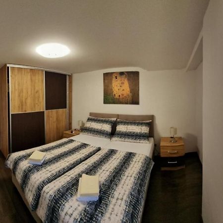 Apartmani Nika 1 Rijeka Exterior photo